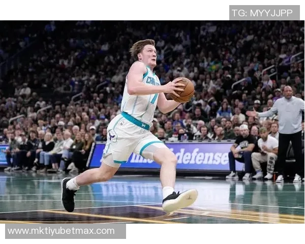 克尼佩尔谈投篮自信与队友协作的重要性感谢他们创造进攻机会