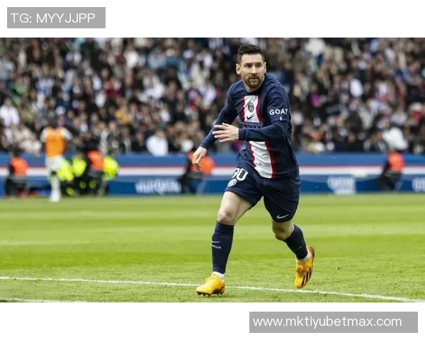 梅西缺席首发对阵委内瑞拉赛场引发球迷热议