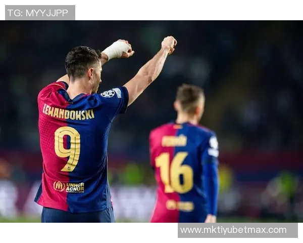 克鲁伊维特称若为巴萨主帅将续约莱万一年看重其经验与能力