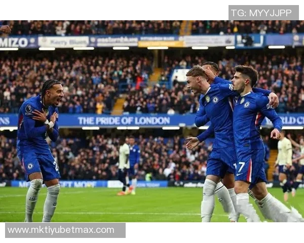 近五个冬季转会窗口投入分析切尔西曼城尤文居前三英超球队占据前十五名中的七席 近五个冬季转会窗口投入分析切尔西曼城尤文居前三英超球队占据前十五名中的七席